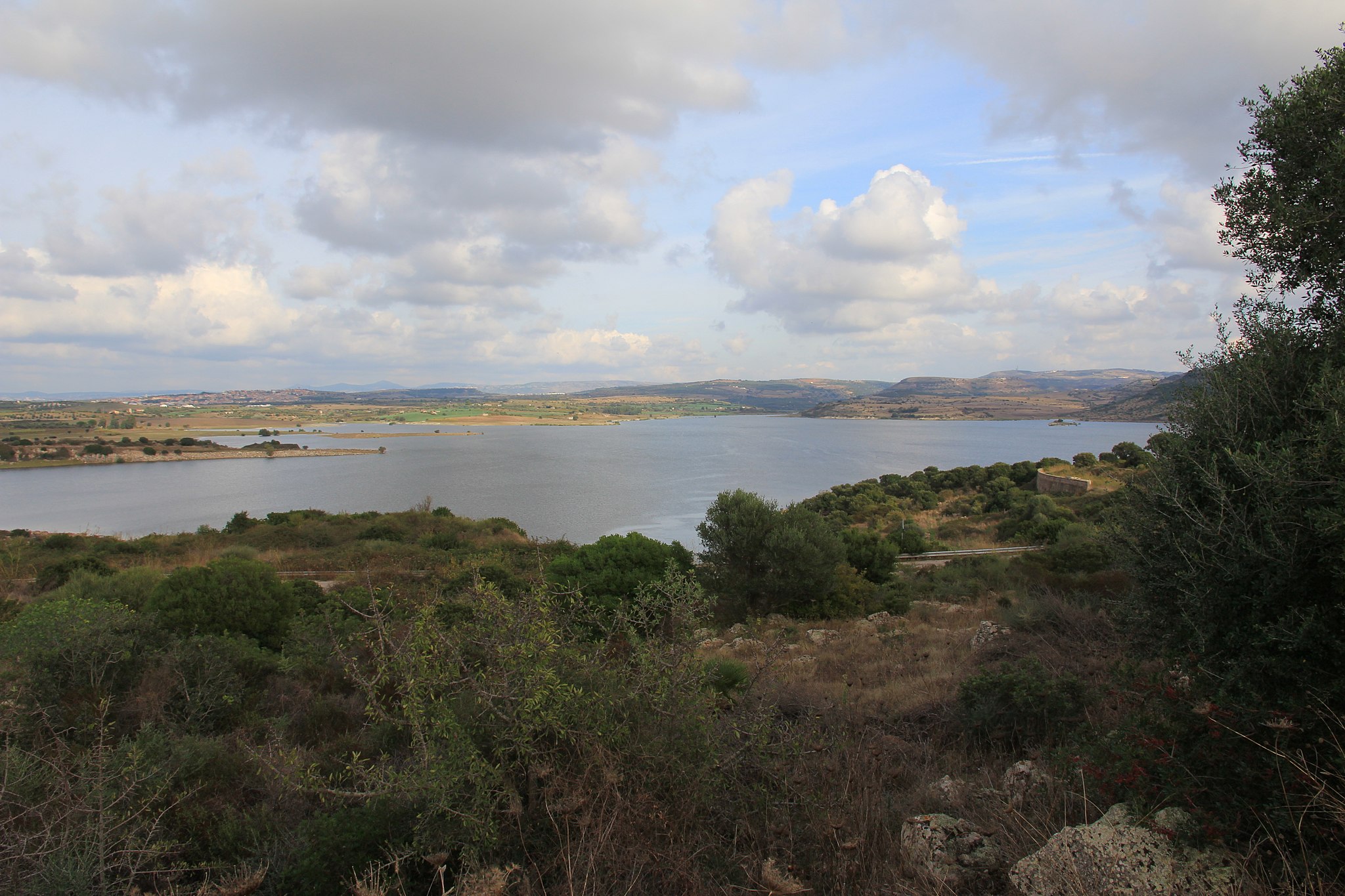 uri_lago_del_cuga_02