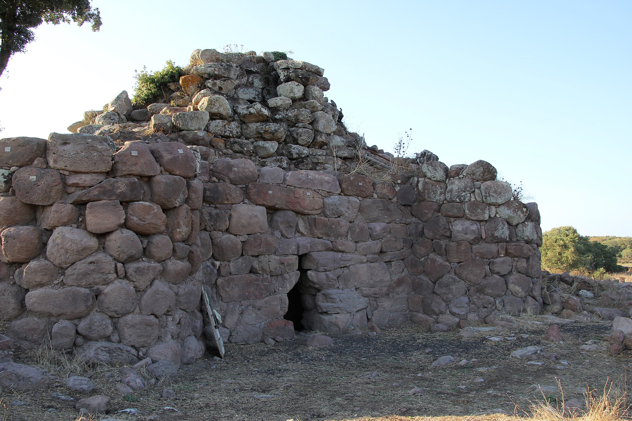 villanova_monteleone_complesso_archeologico_del_nuraghe_appiu_02