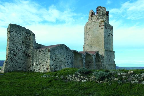 Chiaramonti-monumento-1-Castello-503×335